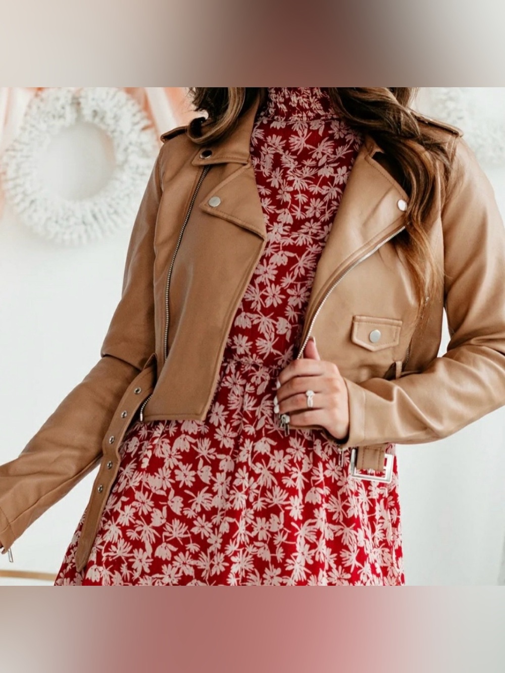ASHLEY OUTERWEAR FAUX LEATHER CROPPED MOTO JACKET
